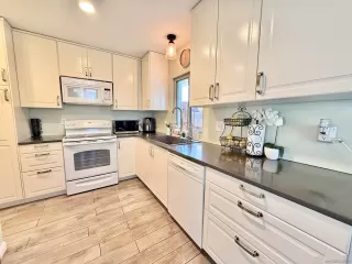 Photo #3: 260011330 Listing 