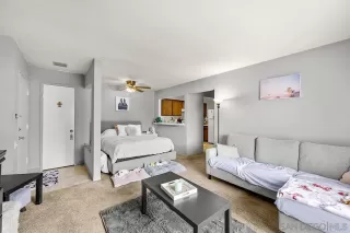 Photo #4: 260011332 Listing