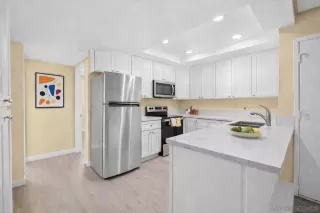 Photo #1: 260011444 Listing 