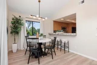 Photo #6: 260011462 Listing 