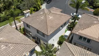 Photo #2: 260011467 Listing