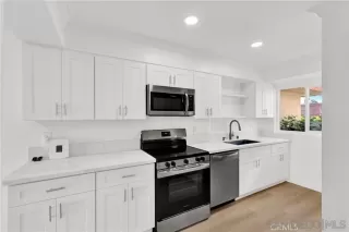 Photo #5: 260011470 Listing 