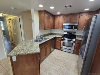 Photo #2: 260011474 Listing