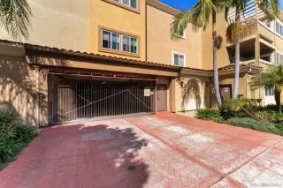 Photo #2: 260011511 Listing 