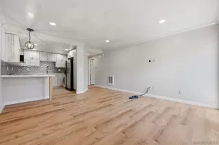 Photo #3: 260011535 Listing 