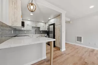 Photo #4: 260011535 Listing 