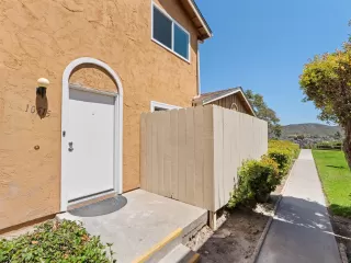 Photo #2: 260011539 Listing 