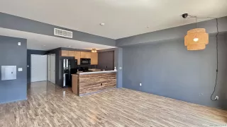 Photo #2: 260011575 Listing 