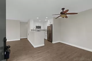 Photo #4: 260011576 Listing
