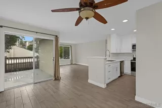 Photo #5: 260011576 Listing