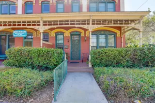 Photo #3: 260011632 Listing