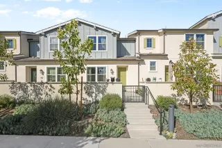 Photo #1: 260011635 Listing