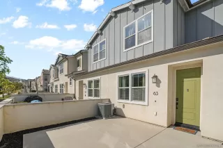 Photo #3: 260011635 Listing