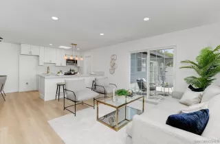 Photo #2: 260011659 Listing