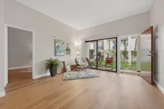 Photo #5: 260011666 Listing 