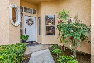 Photo #2: 260011668 Listing 