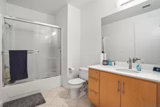 Photo #6: 260011704 Listing 