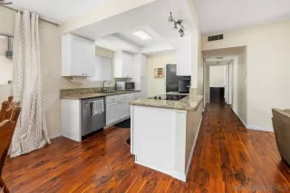 Photo #5: 260011714 Listing 