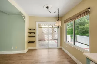 Photo #6: 260011722 Listing