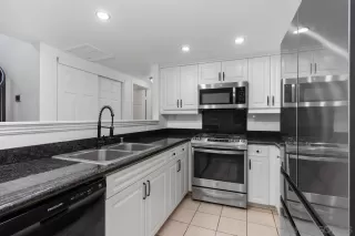 Photo #5: 260011754 Listing 