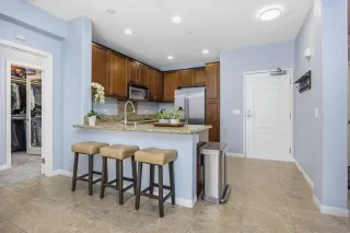 Photo #3: 260011760 Listing