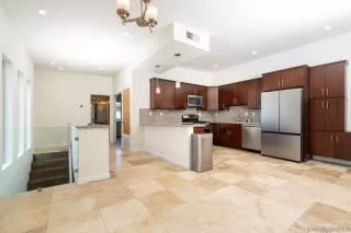 Photo #3: 260011792 Listing 