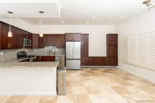 Photo #5: 260011792 Listing 