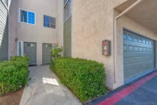 Photo #3: 260011796 Listing