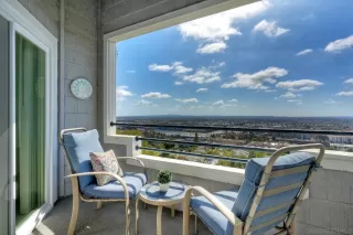 Photo #5: 260011803 Listing