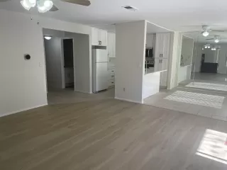 More Details about MLS # 260011810 : 450 W VERMONT UNIT 1803
