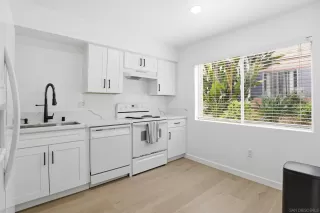 Photo #4: 260011816 Listing 