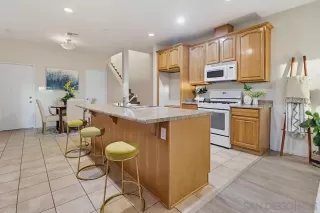 Photo #5: 260011819 Listing 