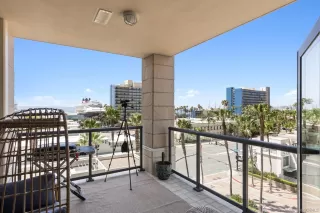Photo #1: 260011825 Listing 
