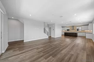 Photo #6: 260011853 Listing 