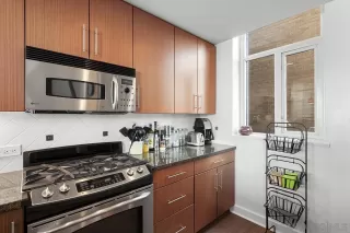Photo #2: 260011875 Listing 