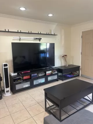 Photo #1: 260011887 Listing 