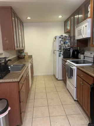 Photo #5: 260011887 Listing 
