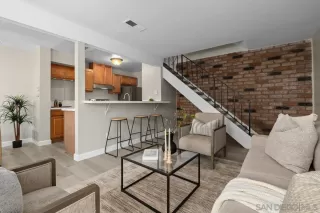 Photo #3: 260011893 Listing 