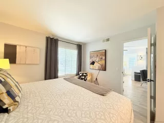 Photo #2: 260011896 Listing 