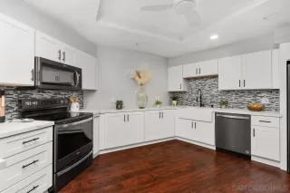 Photo #5: 260011902 Listing 