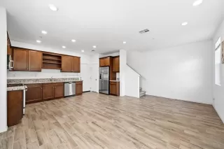 Photo #6: 260011913 Listing 