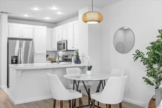 Photo #5: 260011921 Listing 