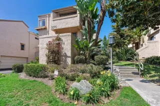 Photo #1: 260011922 Listing 
