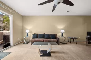 Photo #3: 260011928 Listing 