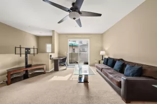 Photo #4: 260011928 Listing 