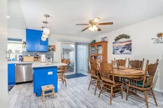 Photo #4: 260011948 Listing 