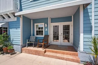 Photo #2: 260011971 Listing
