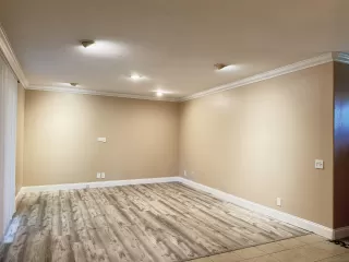 Photo #1: 260011973 Listing 