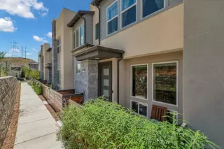 Photo #1: 260011985 Listing
