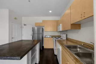 Photo #6: 260012007 Listing 